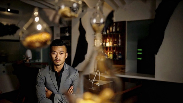 Khi ẩm thực trở thành cầu nối văn hóa: Hành trình của đầu bếp gốc Việt đầu tiên Christian Chu đạt sao Michelin tại Cộng hòa Séc- Ảnh 3. Khi ẩm thực trở thành cầu nối văn hóa: Hành trình của đầu bếp gốc Việt đầu tiên Christian Chu đạt sao Michelin tại Cộng hòa Séc- Ảnh 3.