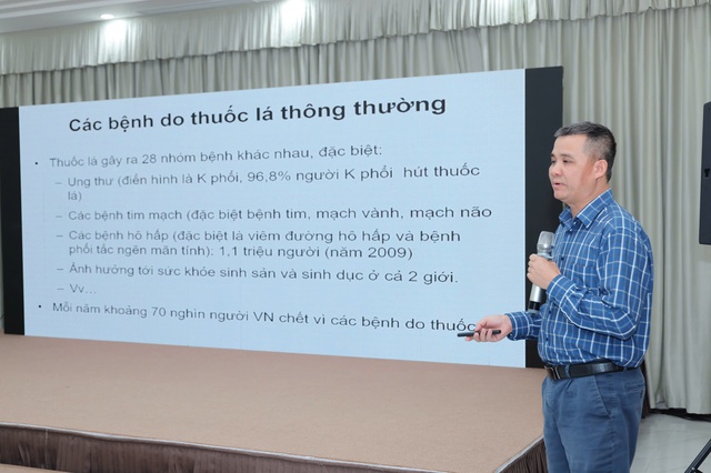 TS.BS. Nguyễn Trung Nguyên – Giám đốc Trung tâm Chống độc, Bệnh viện Bạch Mai phát biểu tại Hội thảo. TS.BS. Nguyễn Trung Nguyên – Giám đốc Trung tâm Chống độc, Bệnh viện Bạch Mai phát biểu tại Hội thảo.