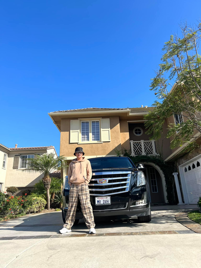 Cơ ngơi mới của Đàm Vĩnh Hưng hoành tráng cỡ nào?- Ảnh 2. Cơ ngơi mới của Đàm Vĩnh Hưng hoành tráng cỡ nào?- Ảnh 2.