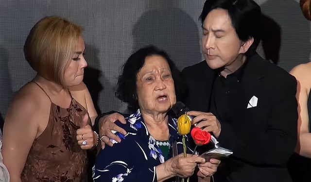 Nữ nghệ sĩ ngh&egrave;o khổ chống gậy nhận 25 triệu, bật kh&oacute;c n&oacute;i với NSƯT Kim Tử Long- Ảnh 2.