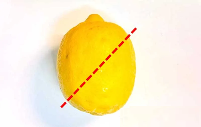 Cắt chanh theo chiều ngang hay chiều dọc được nhiều nước hơn?- Ảnh 4.