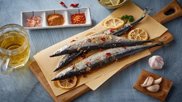 M&ugrave;a đ&ocirc;ng ăn c&aacute; nhớ tr&aacute;nh xa 3 thực phẩm n&agrave;y, bổ đ&acirc;u chưa thấy chỉ thấy độc hại- Ảnh 2.