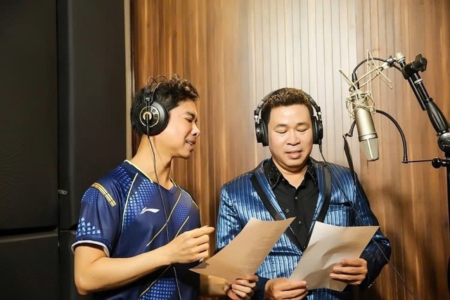 Học trò danh ca Ngọc Sơn ra mắt MV "Bà con ơi năm nay được mùa được giá"- Ảnh 3. Học trò danh ca Ngọc Sơn ra mắt MV "Bà con ơi năm nay được mùa được giá"- Ảnh 3.