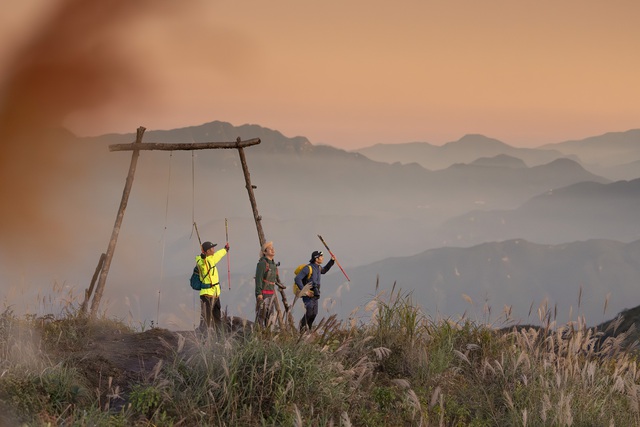 Garmin fēnix 8 MicroLED và hành trình chinh phục Ky Quan San: Khi chiếc đồng hồ trở thành "bản đồ sống" trên độ cao 3.046m- Ảnh 7.