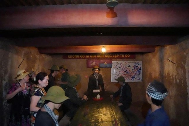 Tp. Hồ Ch&iacute; Minh rộn r&agrave;ng lễ hội, nhiều khu vui chơi ưu đ&atilde;i tết dương lịch 2026- Ảnh 2.