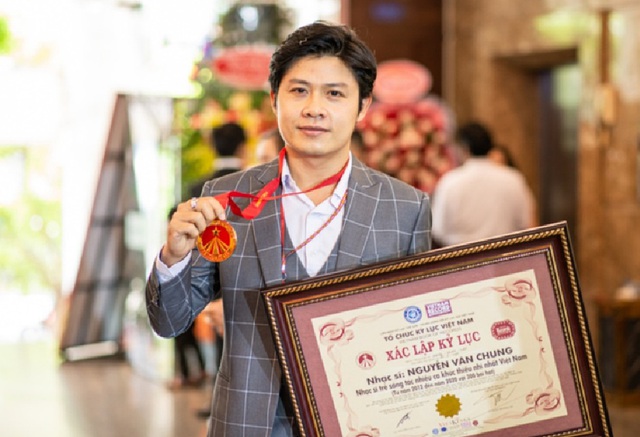 Nhạc sĩ Nguyễn Văn Chung n&oacute;i thẳng c&aacute;ch l&agrave;m việc, kh&ocirc;ng muốn gửi b&agrave;i cho ca sĩ nổi tiếng- Ảnh 1.