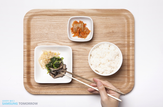 Sau một đ&ecirc;m Noel vui qu&aacute; ch&eacute;n, điều cơ thể thật sự cần kh&ocirc;ng phải l&agrave; 