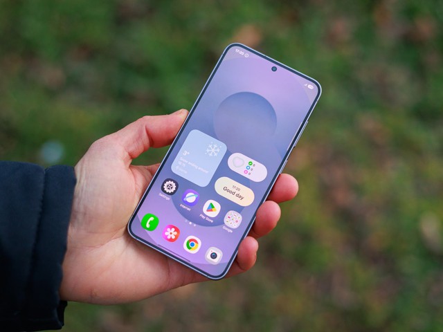 Samsung c&acirc;n nhắc sử dụng tấm nền OLED của Trung Quốc cho d&ograve;ng Galaxy S sắp tới của họ- Ảnh 1.