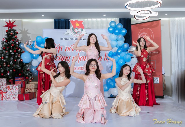 Tiếp nối ước mơ, gắn kết thế hệ trẻ người Việt tại Tachov- Ảnh 3.