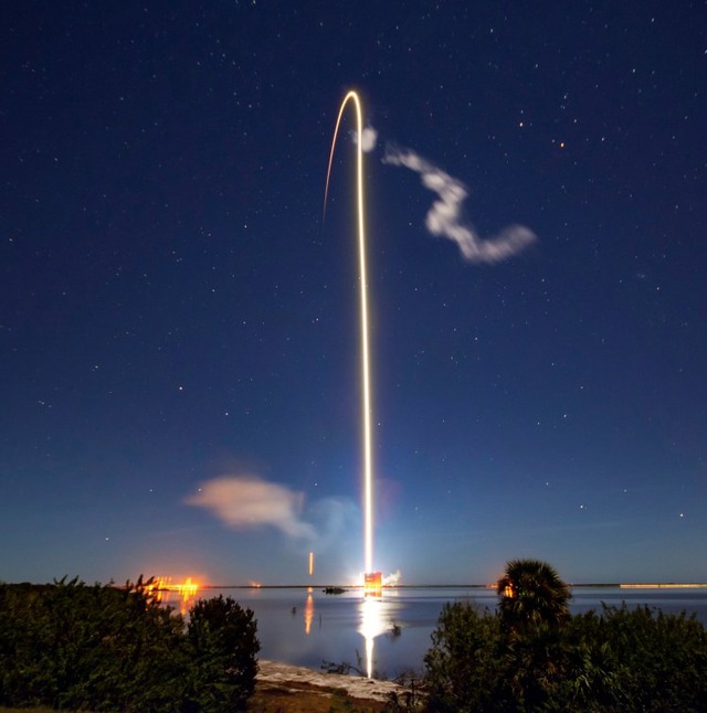 Nhờ Elon Musk, game thủ ngày nay đã có thể chơi game online "không giật, lag" ở độ cao 9.000 mét- Ảnh 3. Nhờ Elon Musk, game thủ ngày nay đã có thể chơi game online "không giật, lag" ở độ cao 9.000 mét- Ảnh 3.