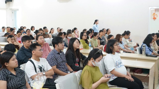 Lớp học tiền sản cuối năm 2025 tại Bệnh viện Phụ sản M&ecirc;K&ocirc;ng: Trang bị kiến thức &ndash; Lan tỏa y&ecirc;u thương, sẵn s&agrave;ng h&agrave;nh tr&igrave;nh l&agrave;m mẹ- Ảnh 3.