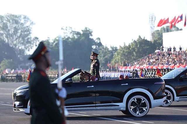 Xe điện thương hiệu Việt xuất hiện trang trọng trong lễ Quốc khánh Lào, tự hào về bước tiến vươn xa- Ảnh 2.