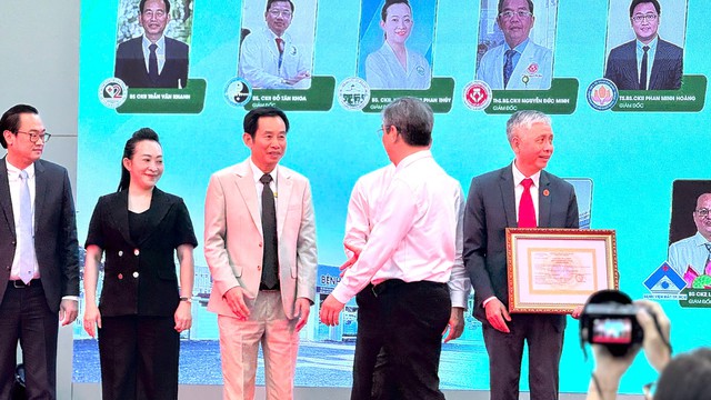 Bệnh viện Từ Dũ cơ sở 2 chính thức ra mắt tại Cần Giờ: Mô hình y tế đa cực – Niềm tin mới cho vùng đất xa- Ảnh 2.