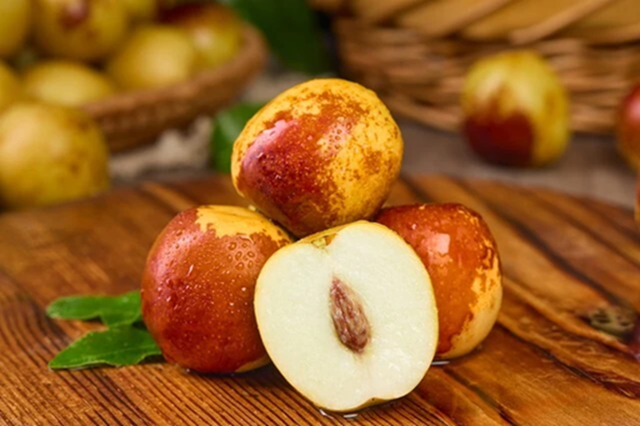 Top 6 loại trái cây dễ ăn sai cách nhất mùa đông- Ảnh 2. Top 6 loại trái cây dễ ăn sai cách nhất mùa đông- Ảnh 2.