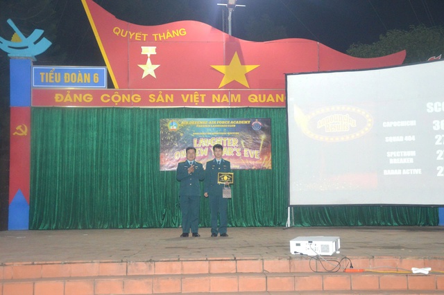 Học viện Phòng không-Không quân: Sôi nổi hội thi tiếng Anh - “Happy New Year”- Ảnh 6. Học viện Phòng không-Không quân: Sôi nổi hội thi tiếng Anh - “Happy New Year”- Ảnh 6.