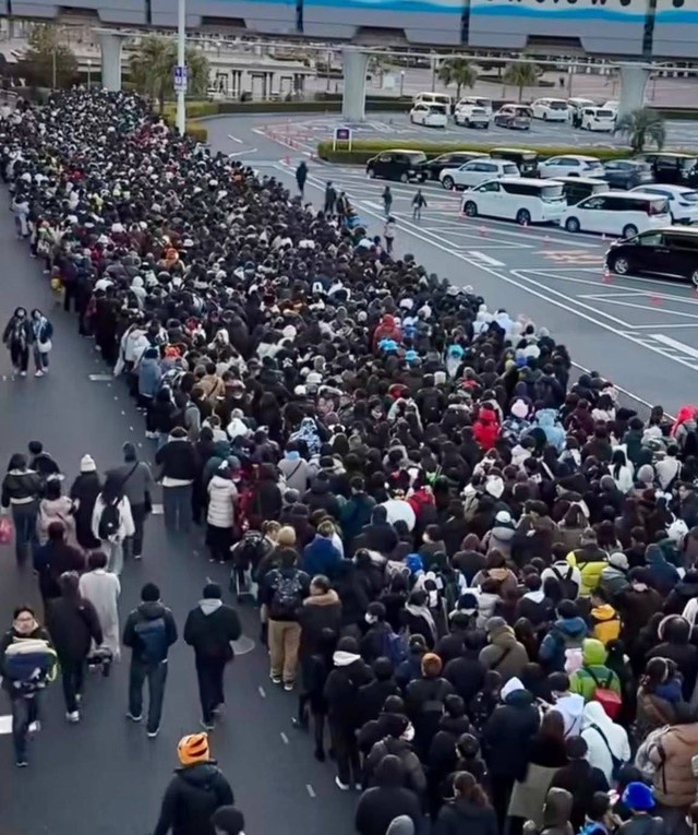 1 điểm du lịch nổi tiếng thất thủ trước biển người ng&agrave;y cuối năm 2025- Ảnh 3.