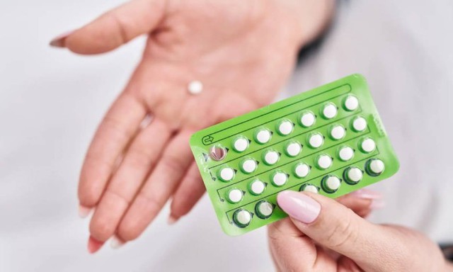 C&ocirc; g&aacute;i 19 tuổi tử vong v&igrave; cục m&aacute;u đ&ocirc;ng: 1 sản phẩm uống thường xuy&ecirc;n suốt 5 năm bị r&eacute;o t&ecirc;n- Ảnh 3.