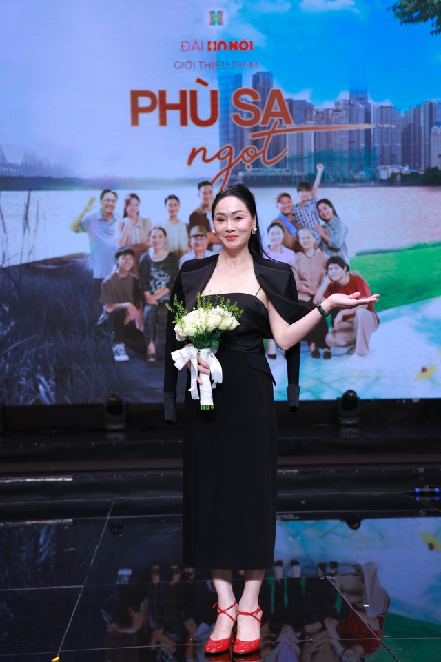 Quách Thu Phương: Tôi nói với anh Mạnh Hà "nhân vật em cũng cần được chữa lành"- Ảnh 2. Quách Thu Phương: Tôi nói với anh Mạnh Hà "nhân vật em cũng cần được chữa lành"- Ảnh 2.