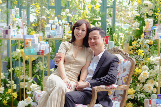 Ph&uacute; b&agrave; ở Penthouse triệu đ&ocirc; giữa S&agrave;i th&agrave;nh cưới lại sau 20 năm kết h&ocirc;n- Ảnh 4.