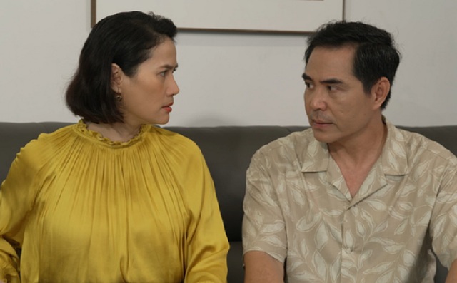 1 nam nghệ sĩ nói về cảnh tắm cho Thân Thúy Hà: "Nhiều người nói muốn được như tôi"- Ảnh 2. 1 nam nghệ sĩ nói về cảnh tắm cho Thân Thúy Hà: "Nhiều người nói muốn được như tôi"- Ảnh 2.