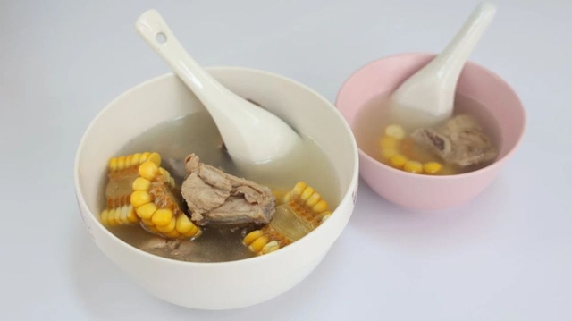 Qu&ecirc;n nước hầm xương, t&ocirc;m kh&ocirc; đi - đ&acirc;y mới l&agrave; 5 nh&oacute;m thực phẩm mới l&agrave; nguồn canxi đ&uacute;ng nghĩa- Ảnh 2.