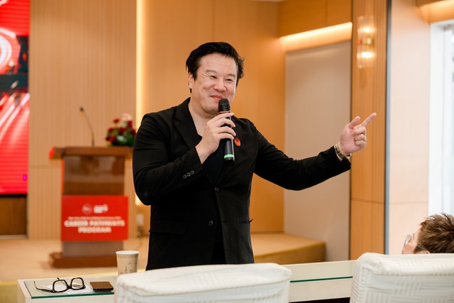 Thanh Bùi lên chức Chủ tịch, kể thật chuyện dạy con, lo ngại một điều- Ảnh 2. Thanh Bùi lên chức Chủ tịch, kể thật chuyện dạy con, lo ngại một điều- Ảnh 2.