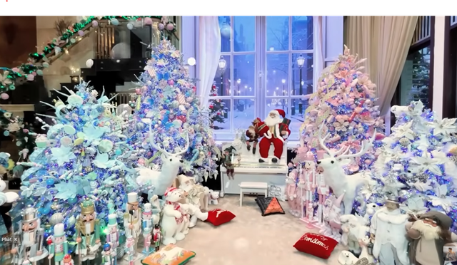 Đ&agrave;m Vĩnh Hưng l&agrave;m điều cuối c&ugrave;ng ở biệt thự vừa b&aacute;n, được chủ cho ở nhờ đến hết Tết Nguy&ecirc;n đ&aacute;n- Ảnh 4.