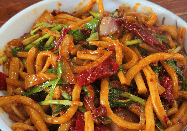 Đến Thổ Lỗ Phồn mà chưa ăn 6 món này thì coi như chưa đến: Ngon quên lối về, chỉ nhìn ảnh thôi đã "sôi sục" bao tử!- Ảnh 4.