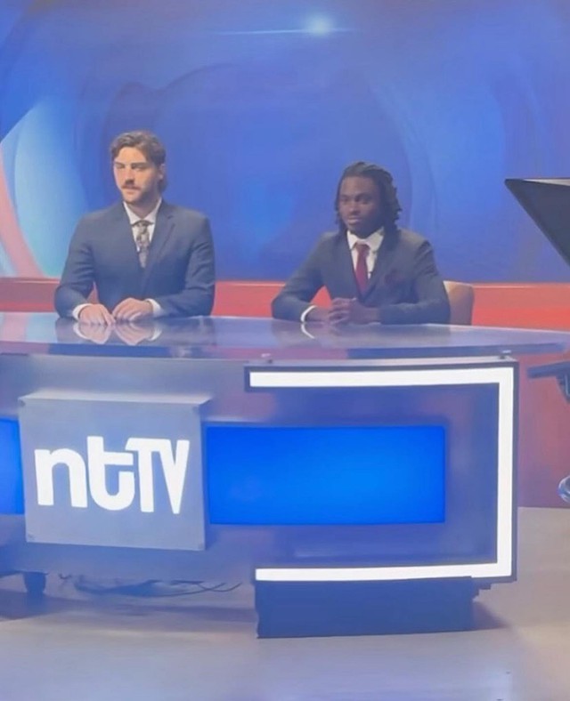 Sự thật đau đầu về "anh da đen bận rộn nhất hành tinh" làm 1001 nghề đang viral nhất mạng- Ảnh 5. Sự thật đau đầu về "anh da đen bận rộn nhất hành tinh" làm 1001 nghề đang viral nhất mạng- Ảnh 5.