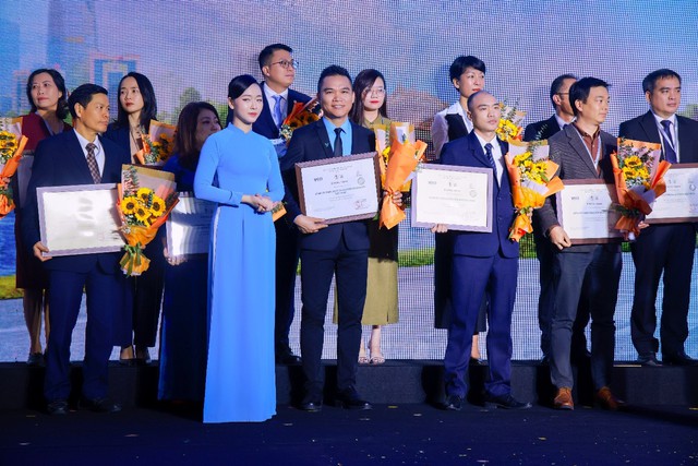 Herbalife Việt Nam được Liên đoàn Thương mại và Công nghiệp Việt Nam vinh danh Top 100 Doanh Nghiệp Bền Vững Việt Nam 2025- Ảnh 1.