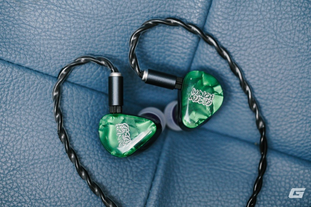 Đ&aacute;nh gi&aacute; Punch Audio Portazo: Cặp tai nghe với chất &acirc;m "vui vẻ" bậc nhất 2025, nghe l&agrave; chỉ muốn nhảy- Ảnh 15.