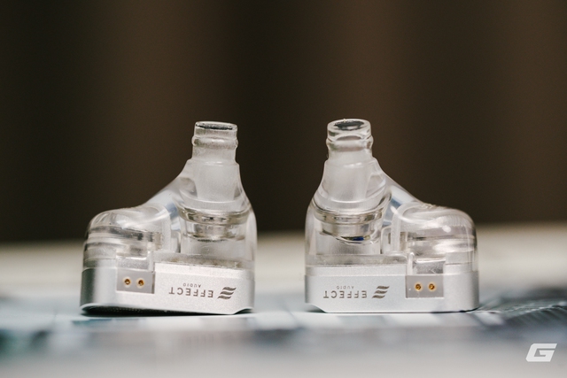 Đánh giá Tanchjim x Effect Audio Force: Cặp tai nghe kỳ lạ với 2 màng Dynamic và thiết kế "đeo chặt nhưng vẫn hở"- Ảnh 10. Đánh giá Tanchjim x Effect Audio Force: Cặp tai nghe kỳ lạ với 2 màng Dynamic và thiết kế "đeo chặt nhưng vẫn hở"- Ảnh 10.