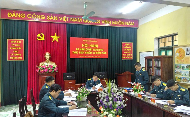 Đảng ủy Tiểu đoàn 5, Học viện Phòng không-Không quân: Ra Nghị quyết lãnh đạo thực hiện nhiệm vụ năm 2026- Ảnh 3. Đảng ủy Tiểu đoàn 5, Học viện Phòng không-Không quân: Ra Nghị quyết lãnh đạo thực hiện nhiệm vụ năm 2026- Ảnh 3.