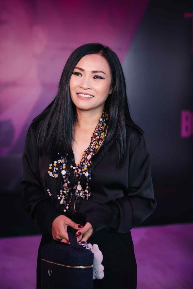 Ca sĩ nổi tiếng U55, qu&ecirc; Thanh H&oacute;a c&oacute; chồng l&agrave; người miền n&uacute;i Ấn Độ: C&ocirc;ng khai hơn 1 năm vẫn giấu 1 điều- Ảnh 1.