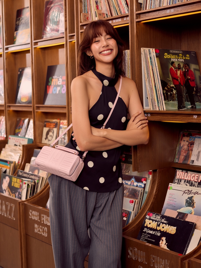 Groove - chiếc t&uacute;i khiến sao H&agrave;n v&agrave; Th&aacute;i m&ecirc; mẩn: V&igrave; sao lại hot đến vậy?- Ảnh 5.