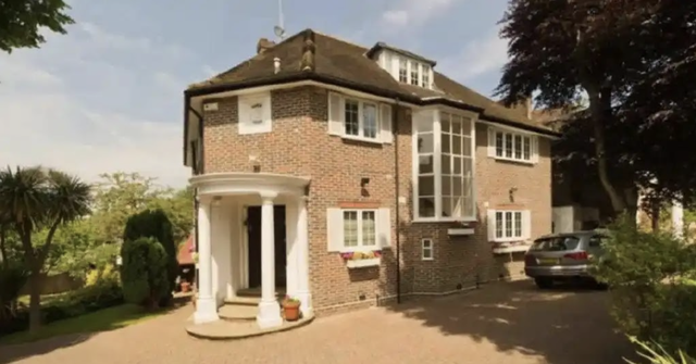 Từ nhân viên giao hàng, người phụ nữ bỗng chốc hóa “phú bà”, tậu biệt thự, xài đồ hiệu đắt đỏ - Cảnh sát theo dõi 3 năm mới tìm ra điểm đáng ngờ- Ảnh 3. Từ nhân viên giao hàng, người phụ nữ bỗng chốc hóa “phú bà”, tậu biệt thự, xài đồ hiệu đắt đỏ - Cảnh sát theo dõi 3 năm mới tìm ra điểm đáng ngờ- Ảnh 3.