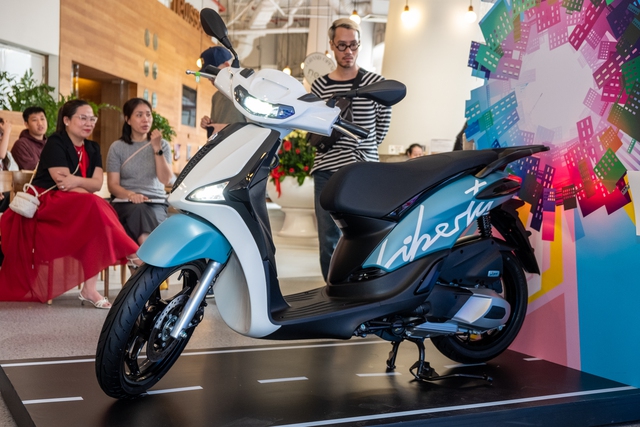 Piaggio Liberty 2025 ra mắt Việt Nam: Gi&aacute; từ 57,5 triệu, d&aacute;ng nam t&iacute;nh hơn, đấu Honda SH Mode- Ảnh 1.