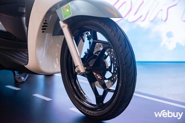 Piaggio Liberty 2025 chính thức ra mắt: Thiết kế cá tính, màn hình 5 inch có kết nối điện thoại, phanh ABS, giá từ 57,7 triệu đồng- Ảnh 10.