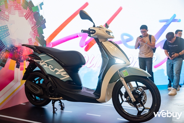 Piaggio Liberty 2025 chính thức ra mắt: Thiết kế cá tính, màn hình 5 inch có kết nối điện thoại, phanh ABS, giá từ 57,7 triệu đồng- Ảnh 2.