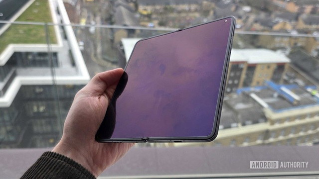 Không chỉ siêu mỏng 8.93mm, OPPO vừa hé lộ trọng lượng đáng kinh ngạc của "siêu điện thoại gập" Find N5- Ảnh 3. Không chỉ siêu mỏng 8.93mm, OPPO vừa hé lộ trọng lượng đáng kinh ngạc của "siêu điện thoại gập" Find N5- Ảnh 3.