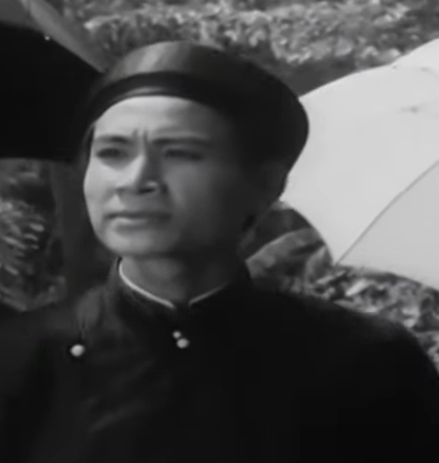 Bố ruột NSND Tự Long: "Họ hỏi tôi, diễn viên điện ảnh mà đóng mỗi 1 phim à?"- Ảnh 1. Bố ruột NSND Tự Long: "Họ hỏi tôi, diễn viên điện ảnh mà đóng mỗi 1 phim à?"- Ảnh 1.