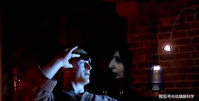 30 năm trước, Stephen Hawking đã dự đoán về thế giới hiện tại, và ba trong số đó đã trở thành sự thật!- Ảnh 1.