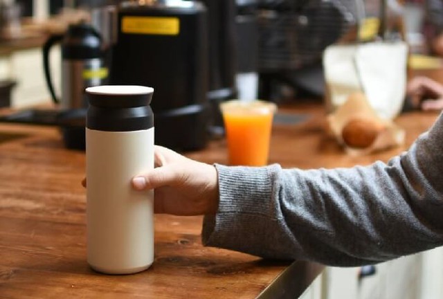Cảnh báo KHẨN tới người tiêu dùng: Nếu bạn còn sử dụng chiếc cốc này để uống nước đồng nghĩa với việc “mỗi ngày đều uống thuốc độc” - Ảnh 3.