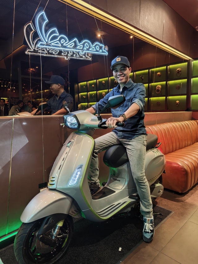 Đây là Vespa Sprint Tech: Thiết kế kinh điển của người Ý hướng tới giới trẻ Việt, có tính năng công nghệ giúp "khoe" xe tinh tế- Ảnh 17. Đây là Vespa Sprint Tech: Thiết kế kinh điển của người Ý hướng tới giới trẻ Việt, có tính năng công nghệ giúp "khoe" xe tinh tế- Ảnh 17.