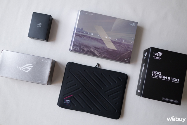Trải nghiệm ASUS ROG Flow Z13 (2025): Loại bỏ GPU rời để đổi lấy giá trị khác là bước đi liều lĩnh cho một chiếc tablet-laptop chơi game- Ảnh 1. Trải nghiệm ASUS ROG Flow Z13 (2025): Loại bỏ GPU rời để đổi lấy giá trị khác là bước đi liều lĩnh cho một chiếc tablet-laptop chơi game- Ảnh 1.
