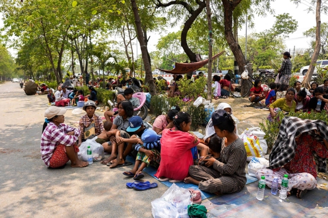 Chiêu trò lừa đảo xuất hiện tại Myanmar: Những người khốn cùng tiếp tục trở thành nạn nhân sau thảm họa- Ảnh 1. Chiêu trò lừa đảo xuất hiện tại Myanmar: Những người khốn cùng tiếp tục trở thành nạn nhân sau thảm họa- Ảnh 1.