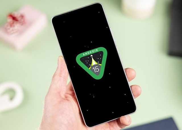 Google nâng yêu cầu cài Android 15, smartphone có bộ nhớ dưới mức này sẽ bị “cắt sóng”- Ảnh 1. Google nâng yêu cầu cài Android 15, smartphone có bộ nhớ dưới mức này sẽ bị “cắt sóng”- Ảnh 1.