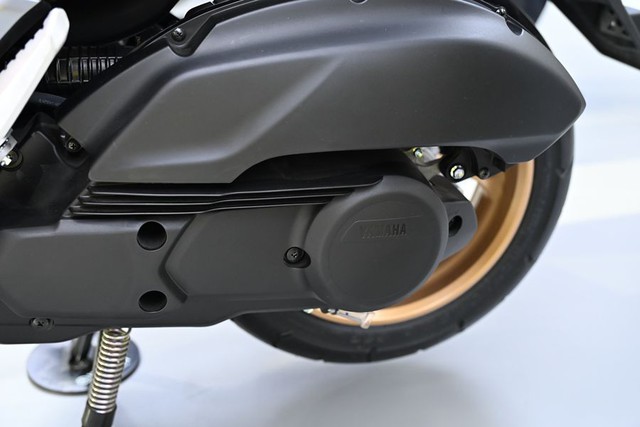 Tái xuất sau gần 10 năm vắng bóng, Yamaha NMAX155 chính thức được ra mắt, nhưng vẫn khó có cửa cạnh tranh tại thị trường Việt!- Ảnh 6. Tái xuất sau gần 10 năm vắng bóng, Yamaha NMAX155 chính thức được ra mắt, nhưng vẫn khó có cửa cạnh tranh tại thị trường Việt!- Ảnh 6.