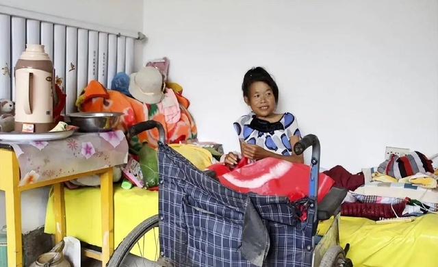 Sức mạnh của đói nghèo: Bà mẹ mù chữ, bại liệt nuôi dạy con trai trở thành sinh viên GIỎI NHẤT đại học Thanh Hoa – Đâu là bí quyết thành công của những đứa trẻ nghèo?- Ảnh 3. Sức mạnh của đói nghèo: Bà mẹ mù chữ, bại liệt nuôi dạy con trai trở thành sinh viên GIỎI NHẤT đại học Thanh Hoa – Đâu là bí quyết thành công của những đứa trẻ nghèo?- Ảnh 3.