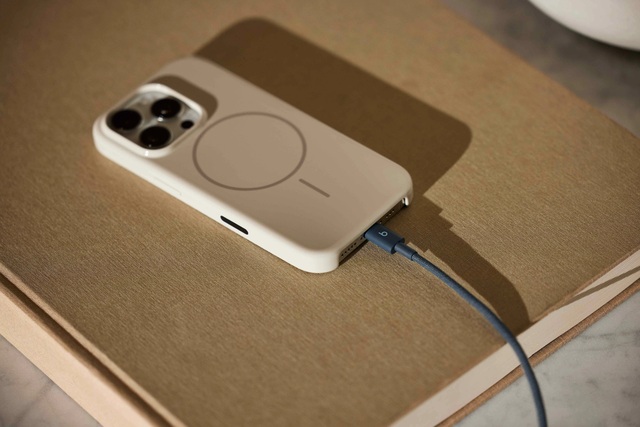 Apple ra mắt loạt cáp sạc mới: Thiết kế chống gãy gập và chống rối, đã qua thử nghiệm "hàng ngàn giờ", đủ chuẩn từ USB-C, Lightning đến USB-A- Ảnh 3. Apple ra mắt loạt cáp sạc mới: Thiết kế chống gãy gập và chống rối, đã qua thử nghiệm "hàng ngàn giờ", đủ chuẩn từ USB-C, Lightning đến USB-A- Ảnh 3.